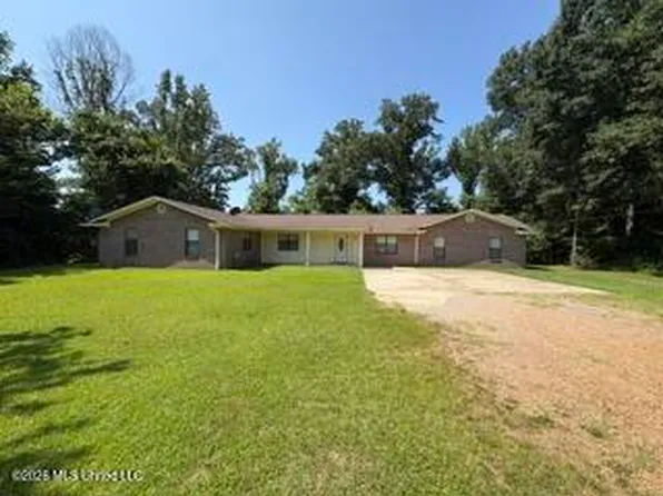4897 Alcorn Dr, Lorman, MS 39096