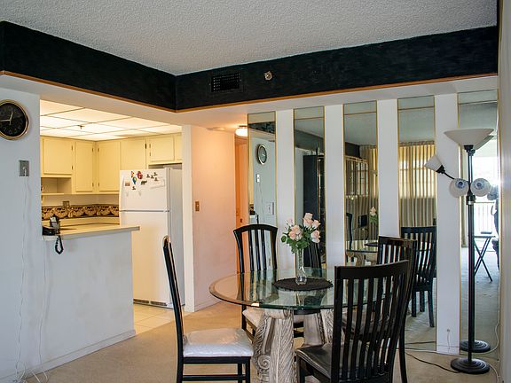 5th image of 3150 W Rolling Hills Cir APT 303