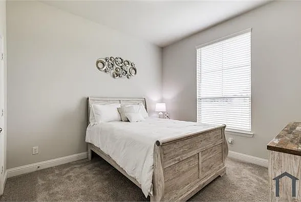 4013 Tamarack Ln — Photo 9