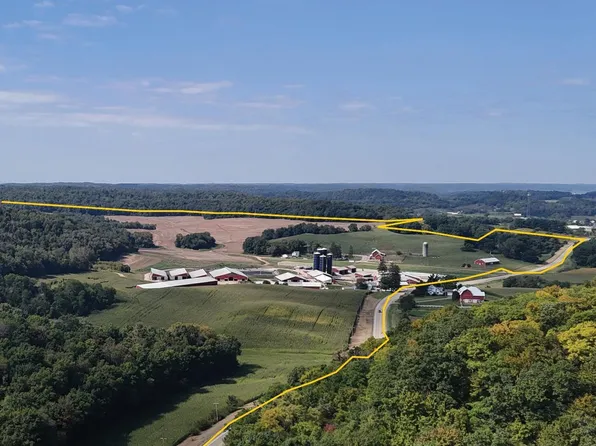 E8985 County Road B, Spring Green, WI 53583