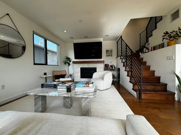 140 S Hayworth Ave, Los Angeles, CA 90048