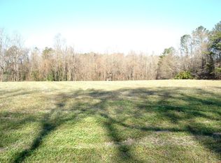 2 S Old Carriage Rd #2, Rocky Mount, NC 27804