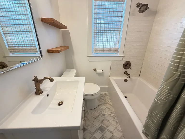 1739 Speed Ave — Photo 14