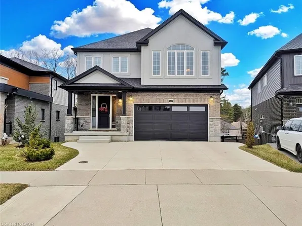 63 Ian Ormston Dr, Kitchener, ON N2P 0K2