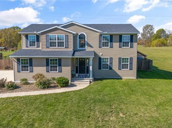 3835 Linda Way, New Waterford, OH 44445