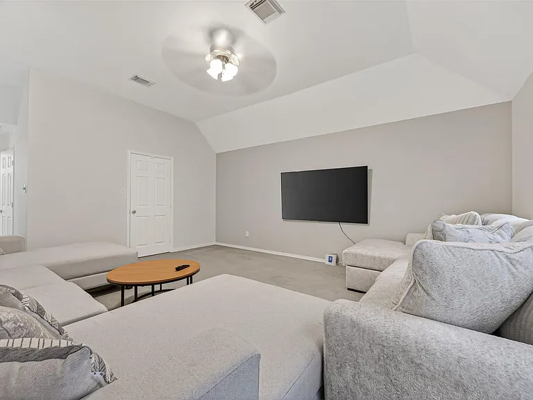 5911 Indian Hills Ln — Photo 18