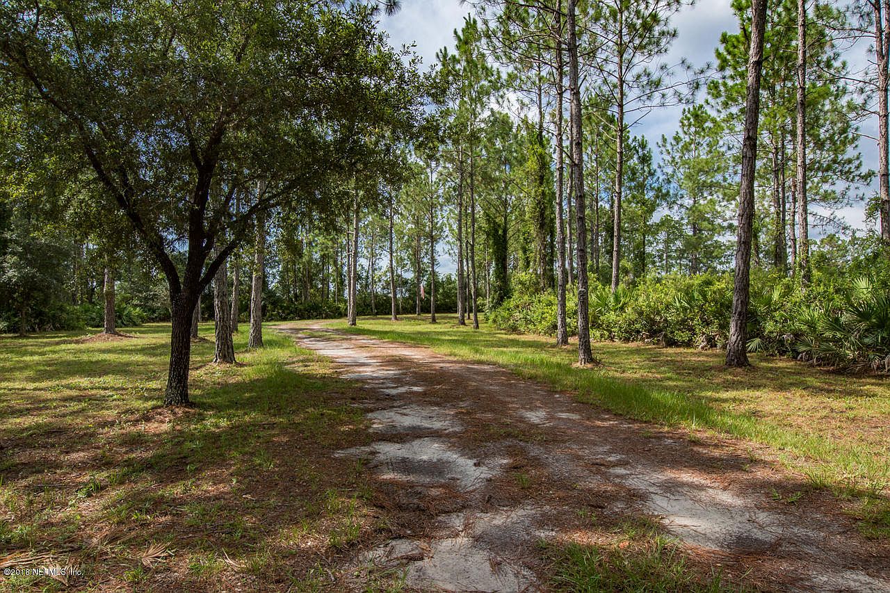 633 E State Road 100, San Mateo, FL 32187 Zillow
