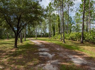 633 E State Road 100, San Mateo, FL 32187