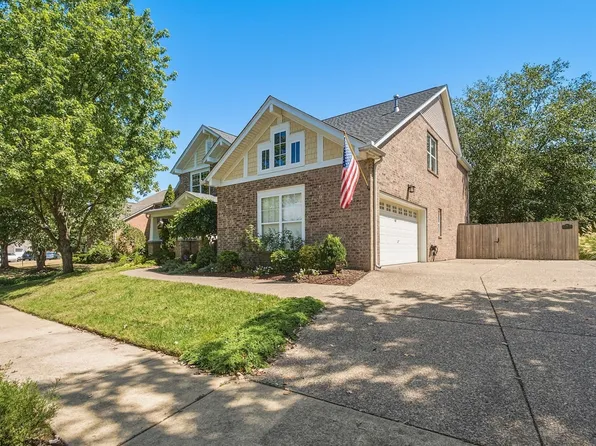 1504 Pleasant Hollow Ln, Old Hickory, TN 37138
