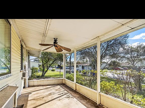 3rd image of 520 7th Pl #520