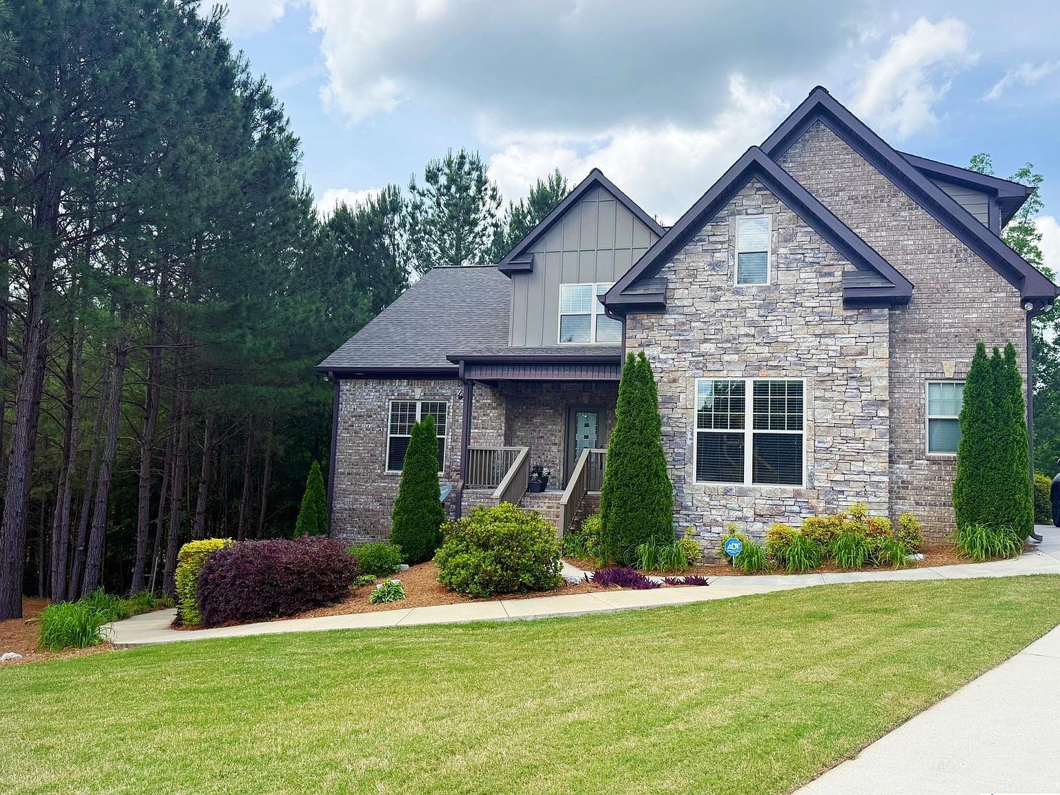 41 Yellow Newton Cir