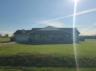 5462 S 248th Rd, Buffalo, MO 65622