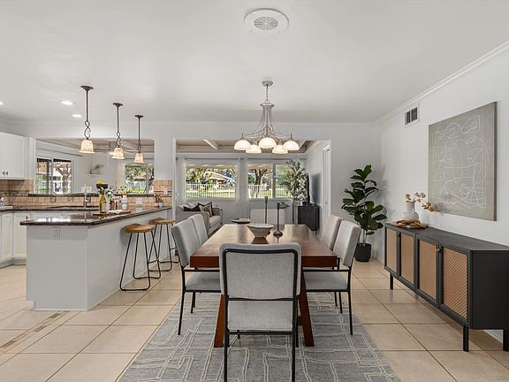 5th image of 985 San Pablo Dr