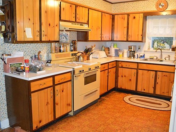 New stone tile on floor now