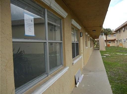 1st image of 101 NE 41st St #72