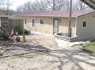 16 Howe Rd, Rocky Mount, MO 65026