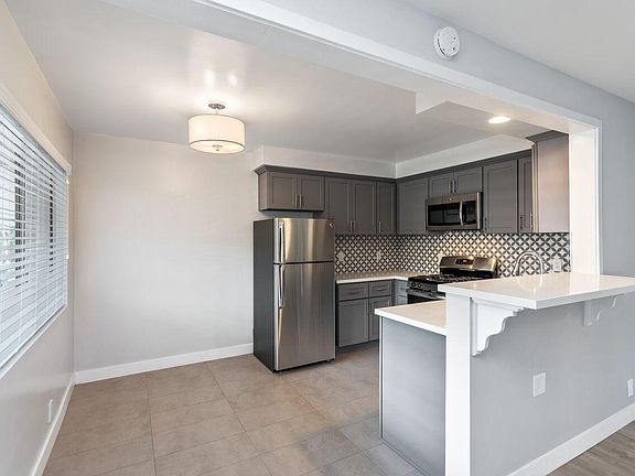2nd image of 5628 Sultana Ave APT 7
