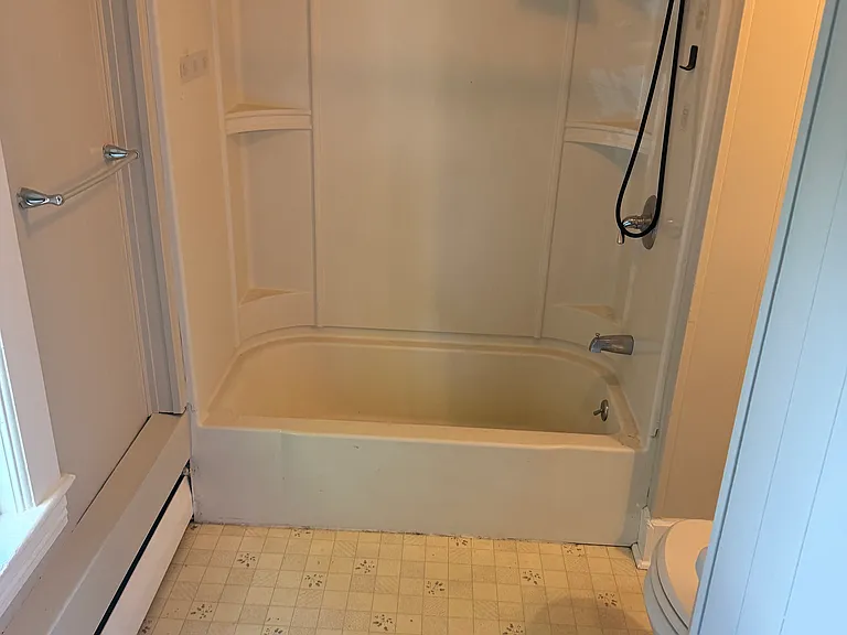 112 Arlington St #2 — Photo 9