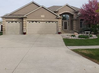 1798 Princeton Ln, West Fargo, ND 58078