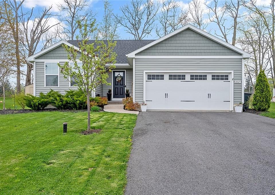 1st image of 8565 Cobalt Dr