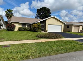 10633 Greenbriar Court, Boca Raton, FL 33498