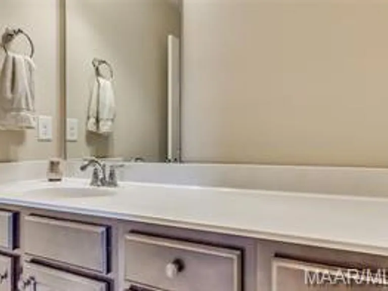 9319 Concord Park Dr — Photo 25