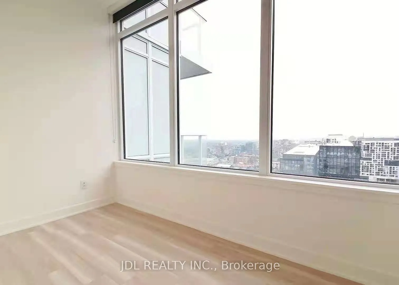 2 bed, $2,400 — Photo 4