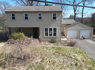 8 Ranslow Dr, Wolcott, CT 06716