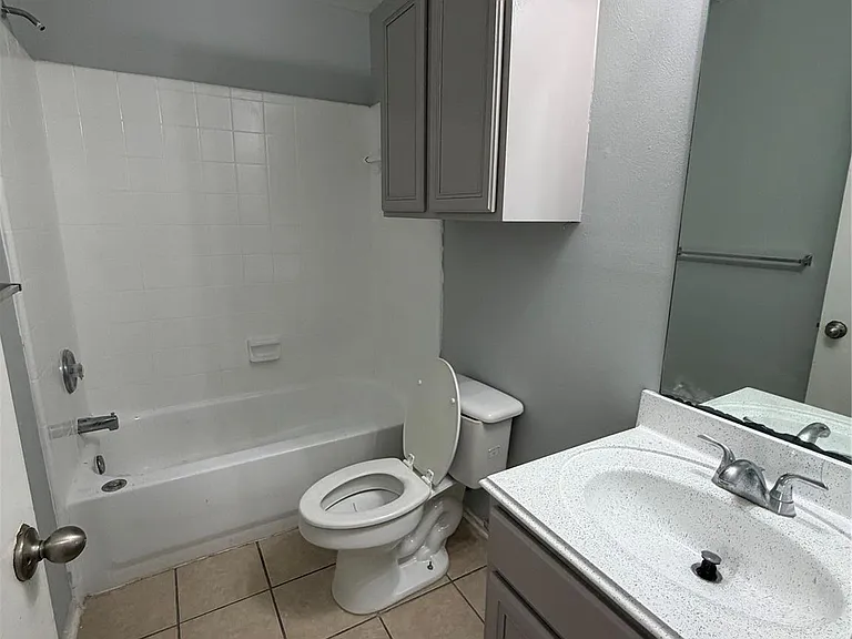 7427 Briargate Dr — Photo 19