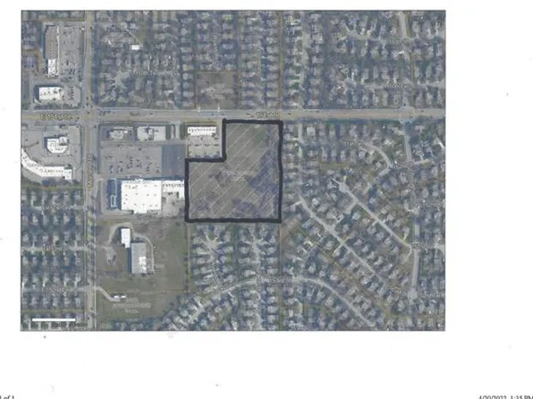 L-151 Saint St, Olathe, KS 66062