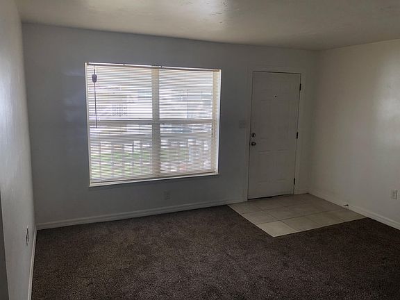 2nd image of 1432 Parkway Dr APT 11B