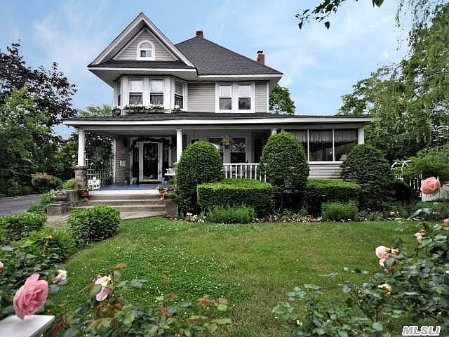 1st image of 121 N Forest Ave