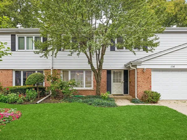 114 N Peartree Ln, Arlington Heights, IL 60004