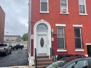 15 S 3rd St APT 1, Reading, PA 19602