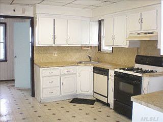 4th image of 9267 240th St