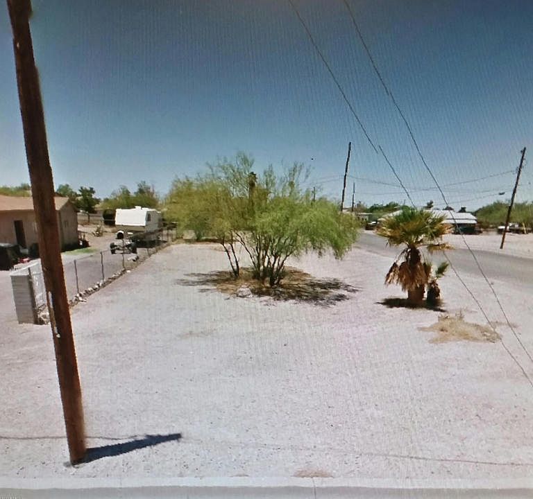 1st image of 410 N Sunshine Blvd