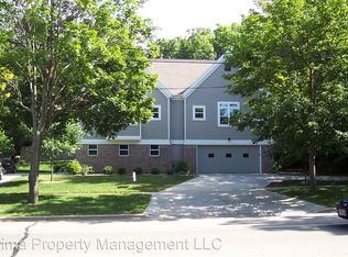 5203 Old Middleton Rd, Madison, WI 53705