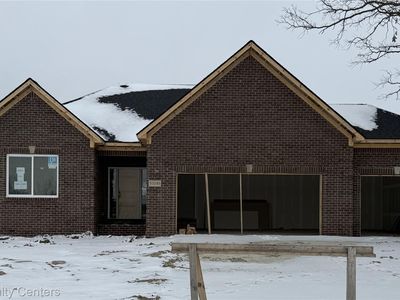 53195 Woodland Mdws, Chesterfield, MI, 48047