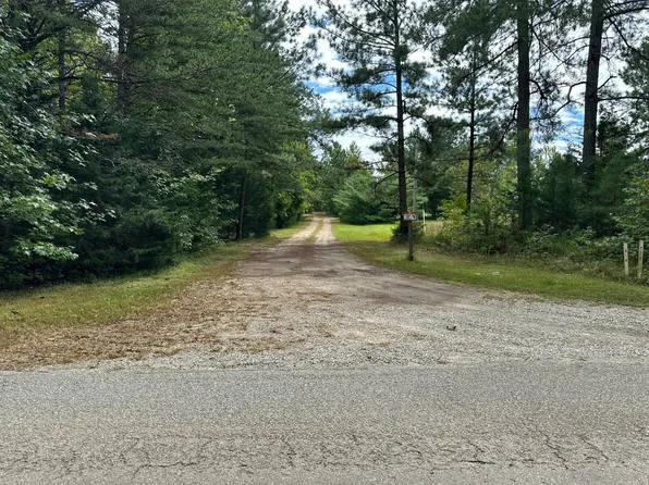 814 Double Bridges Rd, Keysville, VA 23947