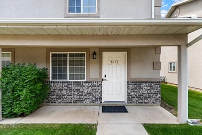 1637 Talon Dr #1 Photo 1