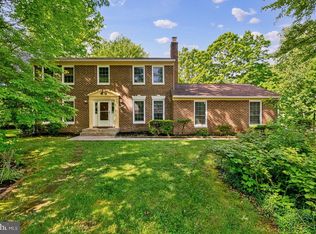 11911 Cotton Mill Dr, Woodbridge, VA 22192