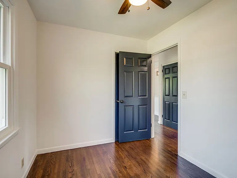 1907 Dabbs Ave — Photo 6