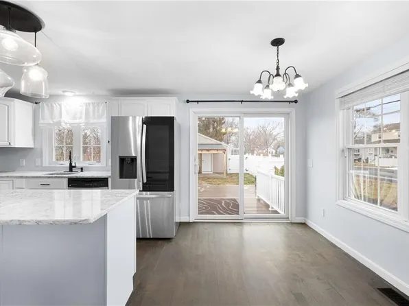 143 Morse Ave, Warwick, RI 02886