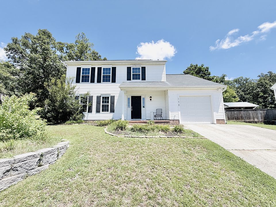 1st image of 132 Misty Glen Cir