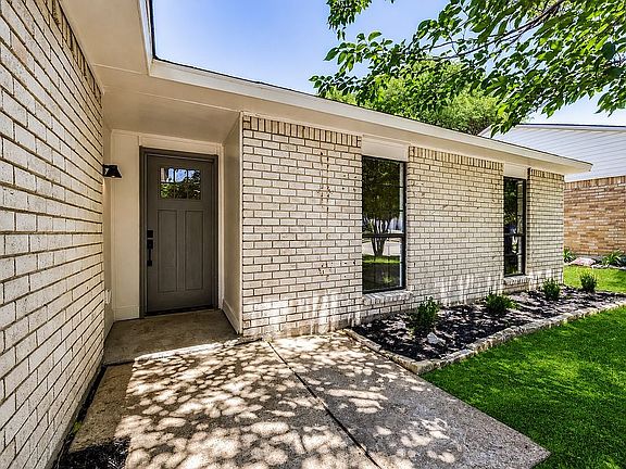 4th image of 527 Oldbridge Dr