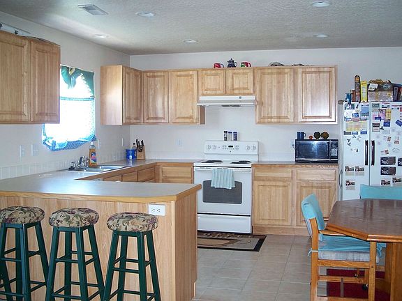 2nd image of 2109 W Michelle Dr
