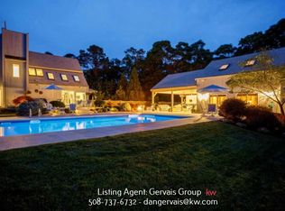 27 Roberta Dr, West Yarmouth, MA 02673