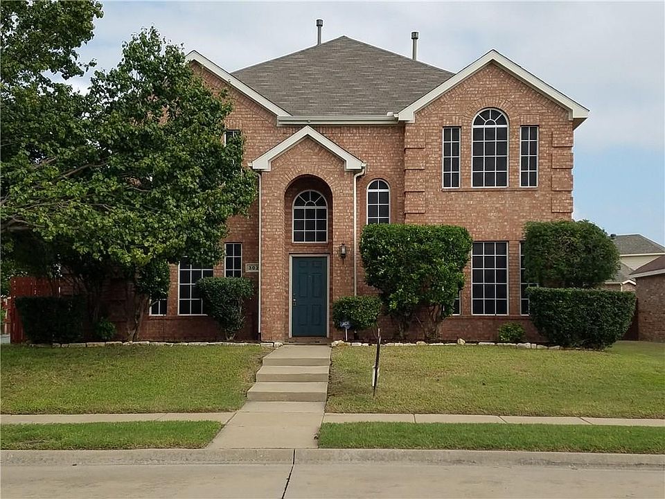 1st image of 302 Alder Dr