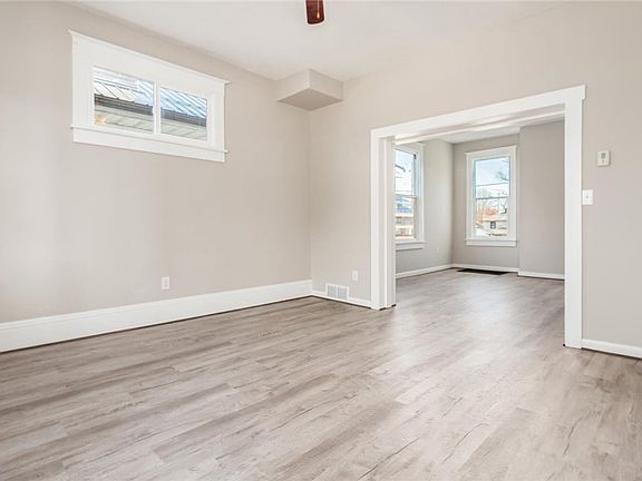 5th image of 416 Hamline Ave