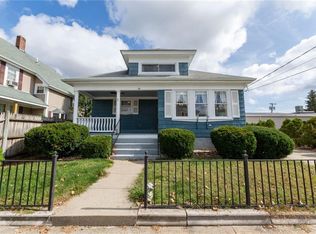13 Tweed St, Pawtucket, RI 02861